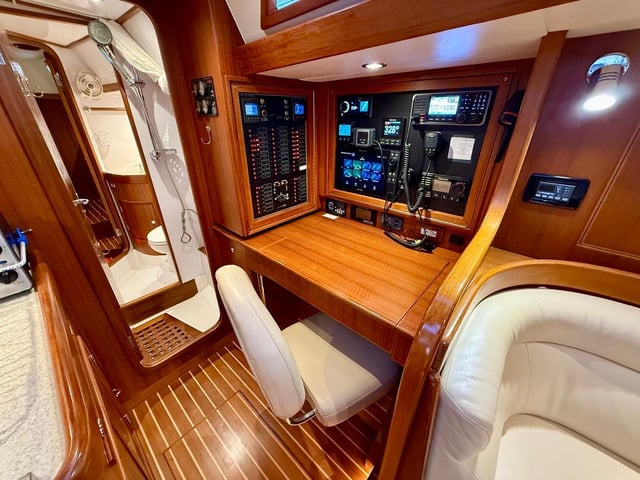 2021-hylas-46-sail-9746310-976923460-0-160420251757-35