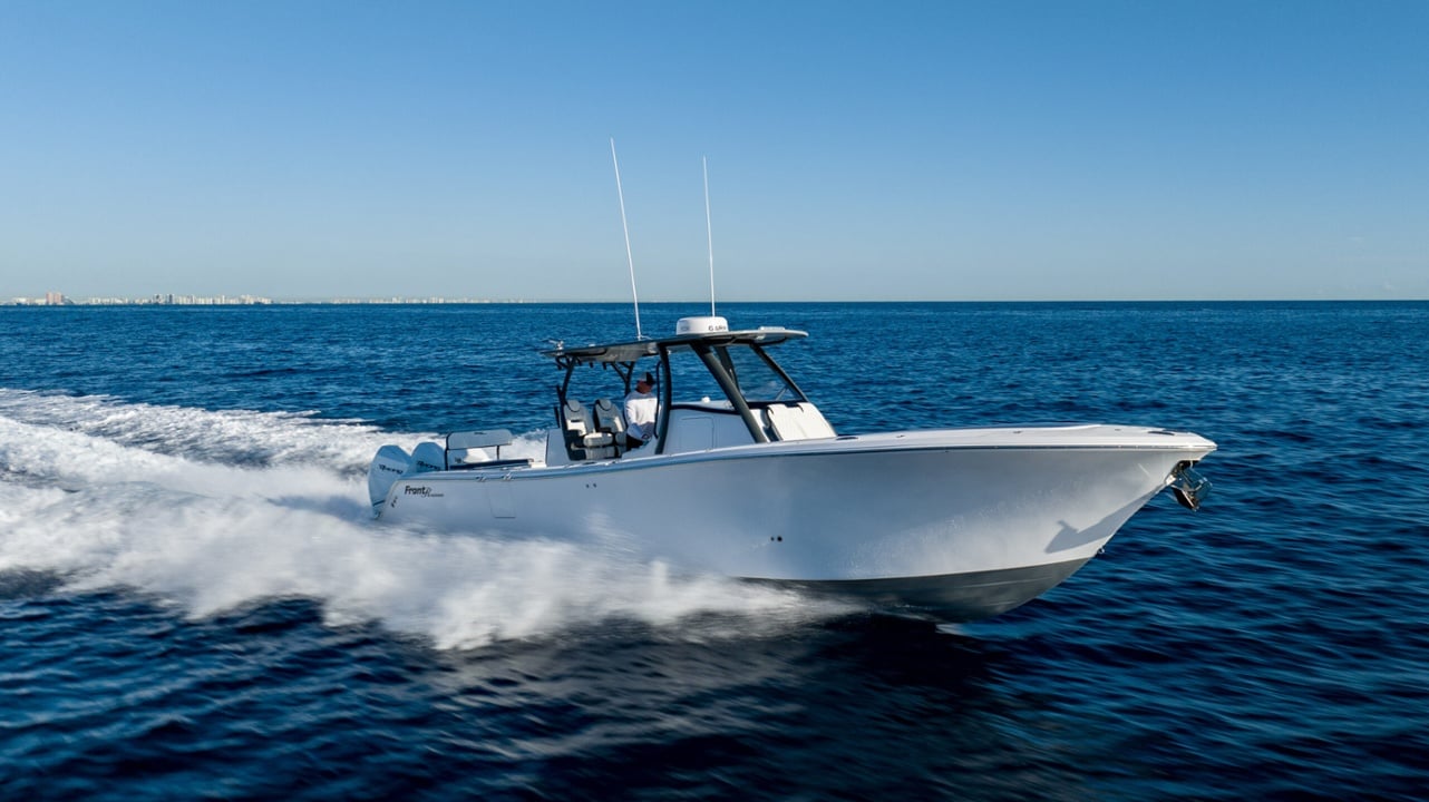 DWY Partners with Front Runner Boats