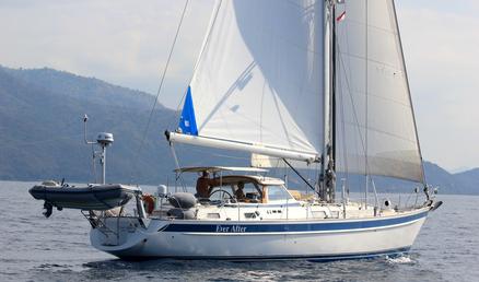 Hallberg Rassy 53- Just Reduced