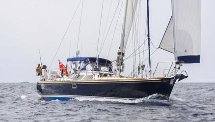 2009 Hylas 54 