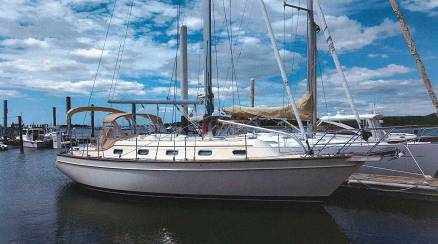 Island Packet 37- Price Reduction