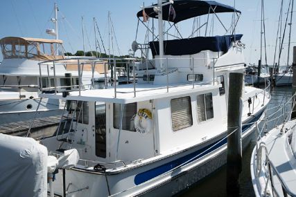 Carolyn and John Sabol - Buyers of Nordic Tug 37